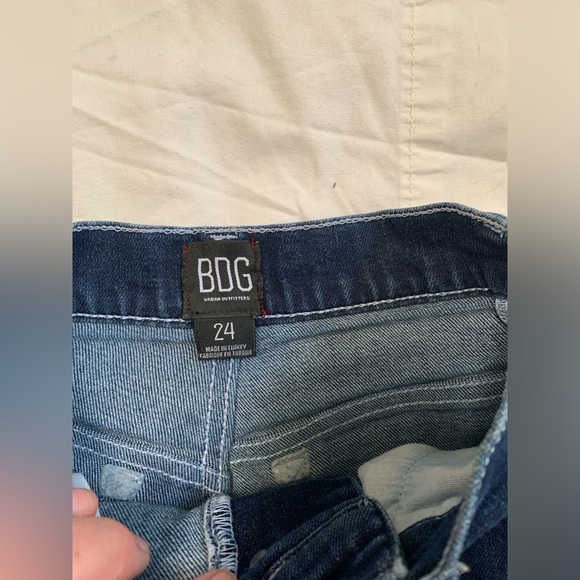 Urban Outfitters BDG Denim High Rise Jean Shorts With Button Fly 🌴 - Picture 8 of 8